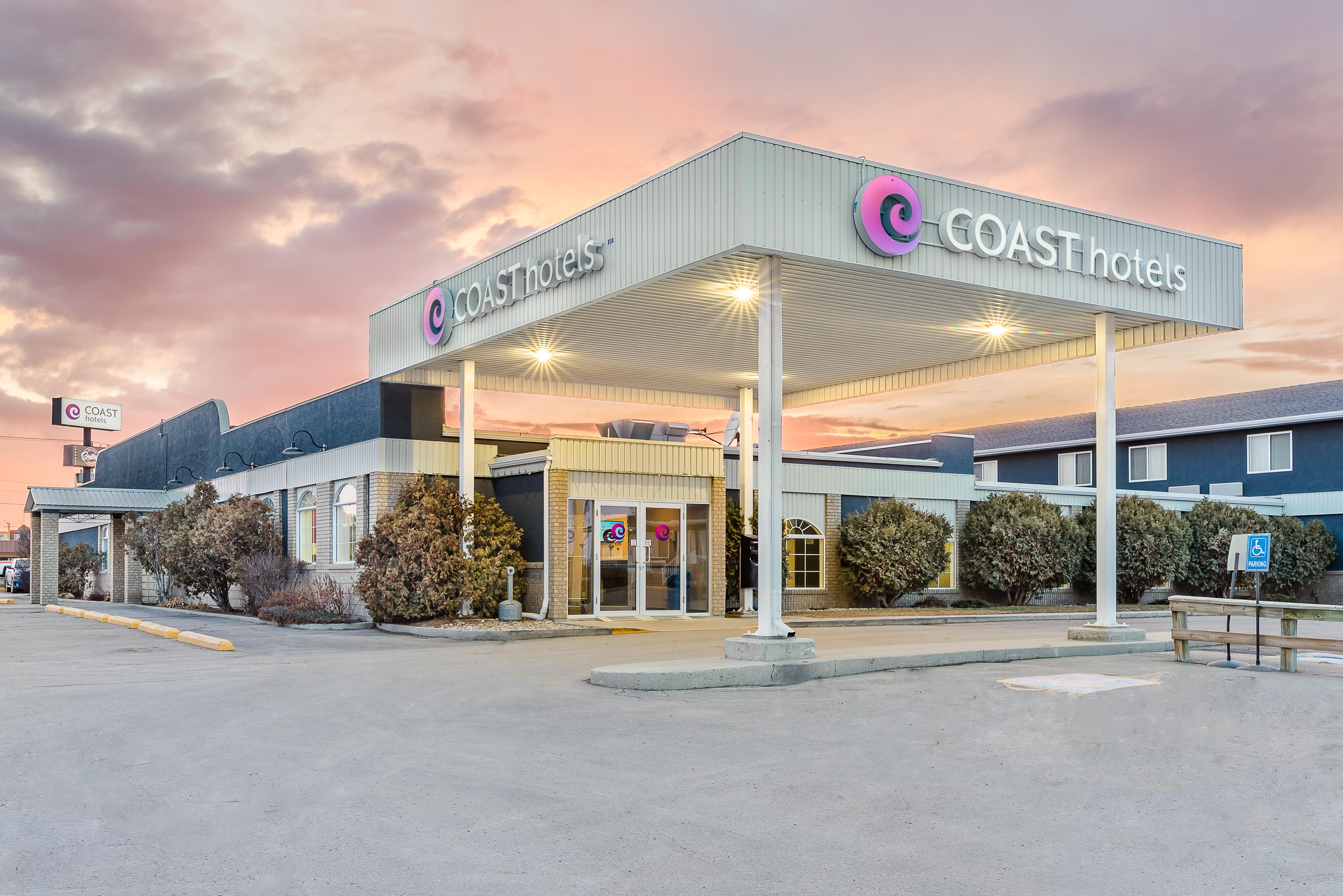 Coast Swift Current Hotel Extérieur photo