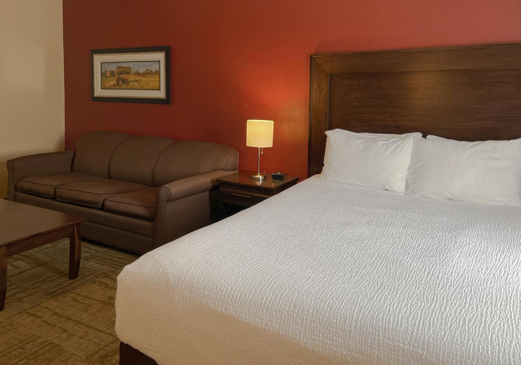 Coast Swift Current Hotel Extérieur photo